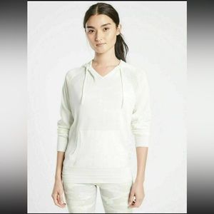 Athleta Evergreen Hoodie Pullover Sweater | Dove White Large